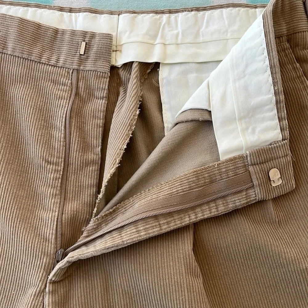 Haggar Men’s Wide Wale Corduroy Pleated Pants Tan Khaki 34x30 USA